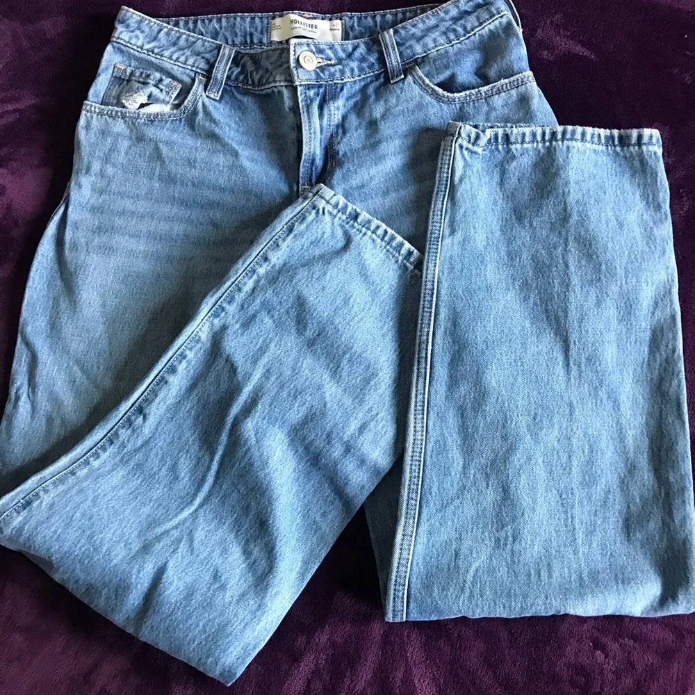 Hollister Light Blue Denim Jeans w 27 regular jeans NWOT - Picture 3 of 4